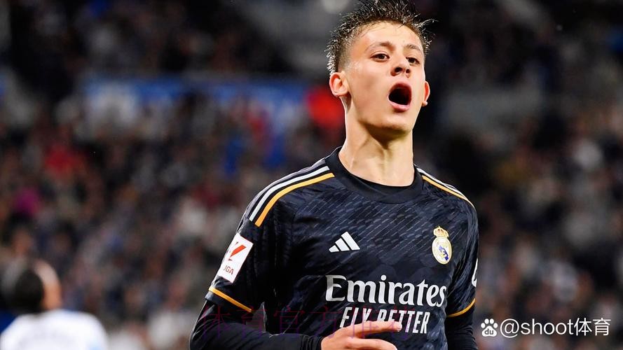 居勒尔祖父:皇马不会放居勒尔离队 留队至少6年 居勒尔祖父:皇马不会放居勒尔离队 留队至少6年